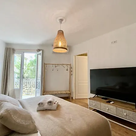 Casa Angel -bohemian With Swimming Pool And Air Conditioning! * Vauvert