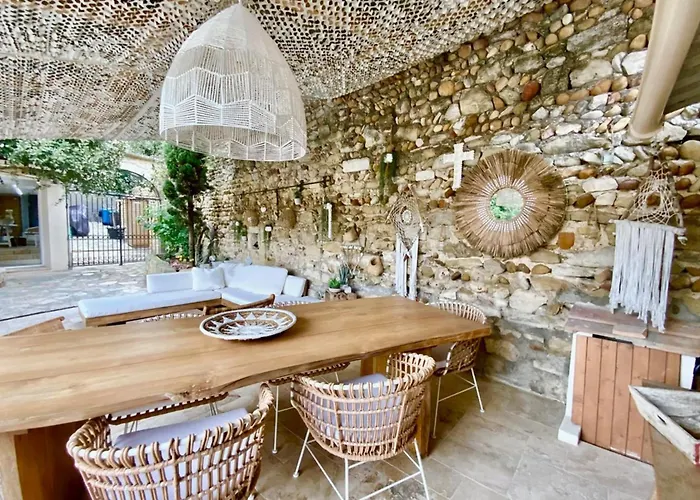 Casa Angel -bohemian With Swimming Pool And Air Conditioning! Вовер