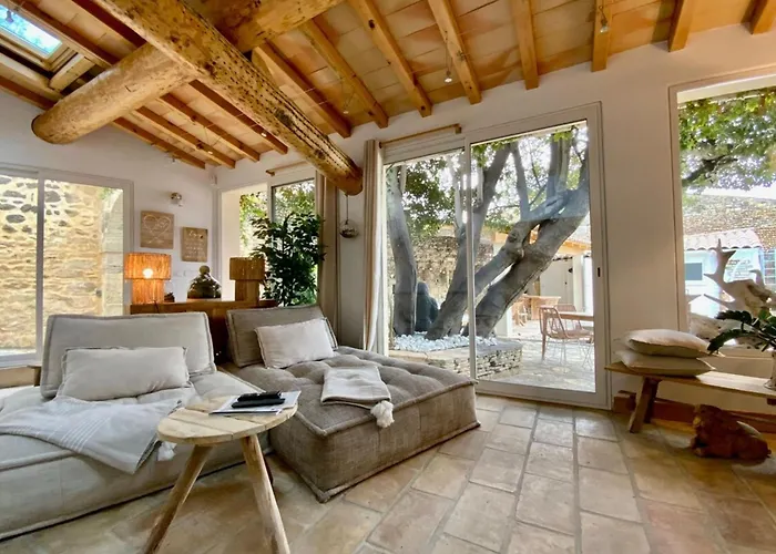 Casa Angel -bohemian With Swimming Pool And Air Conditioning! * Вовер
