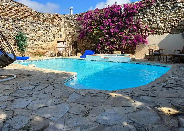 Casa Angel -bohemian With Swimming Pool And Air Conditioning! * Вовер